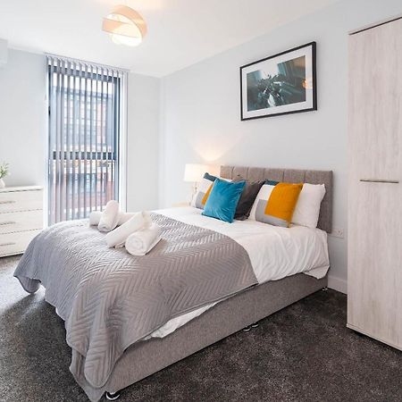 New Build - 2 Bed Snug Modern Apartment - Juliet Balcony - Roof Top Terrace - Digbeth, Birmingham City Centre - Free Netflix & Smart Tv Luaran gambar