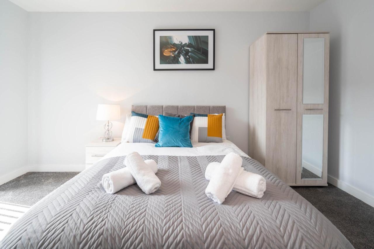 New Build - 2 Bed Snug Modern Apartment - Juliet Balcony - Roof Top Terrace - Digbeth, Birmingham City Centre - Free Netflix & Smart Tv Luaran gambar